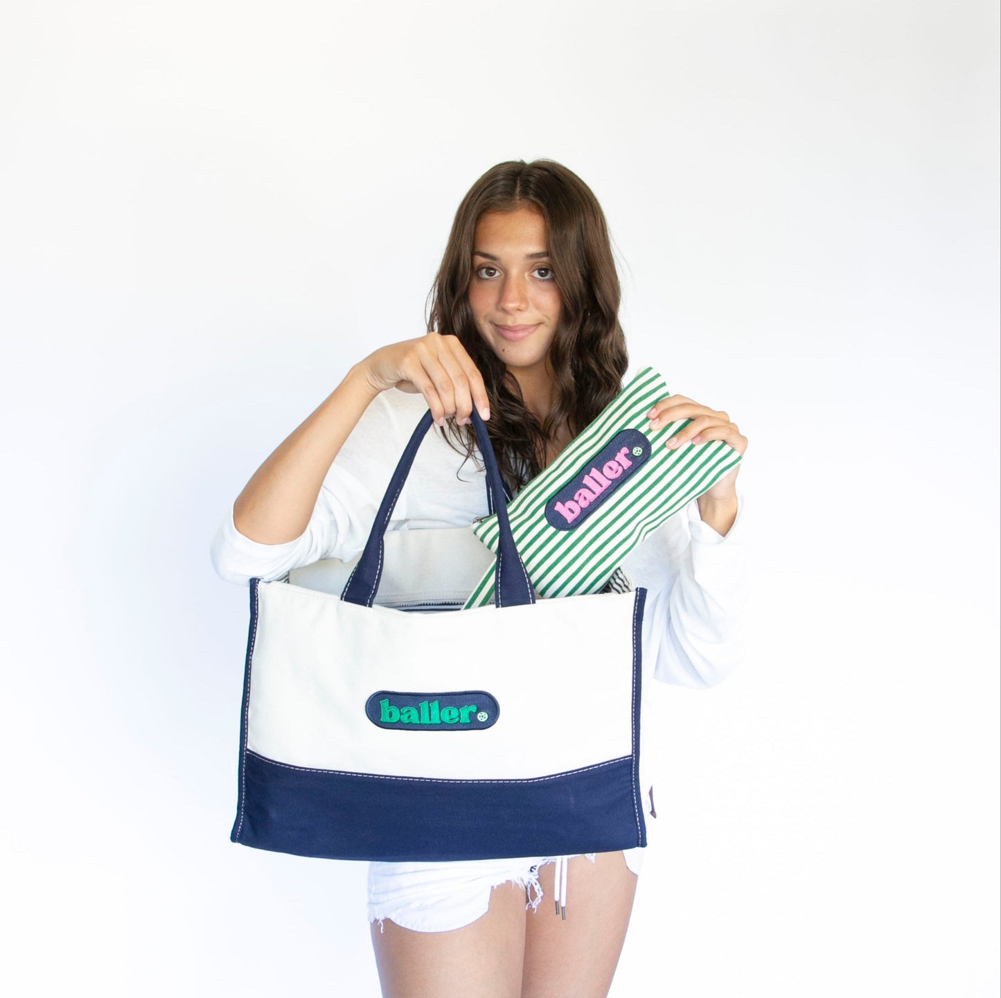 CANVAS PILL TOTE
