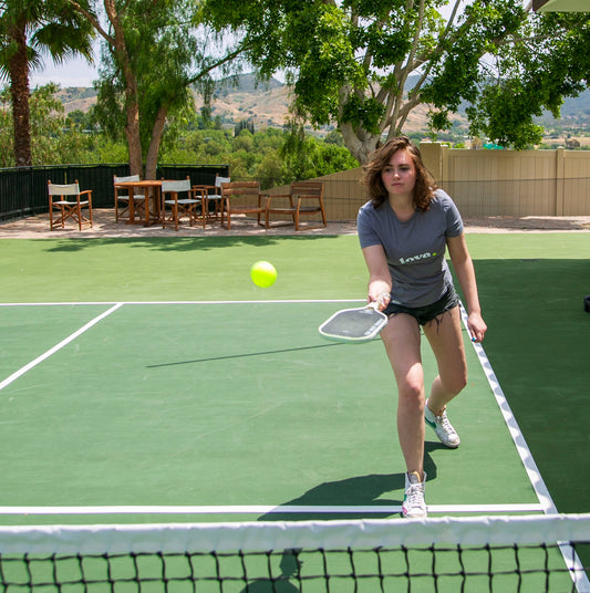 WOMENS LOVE ULTIMATE TEE